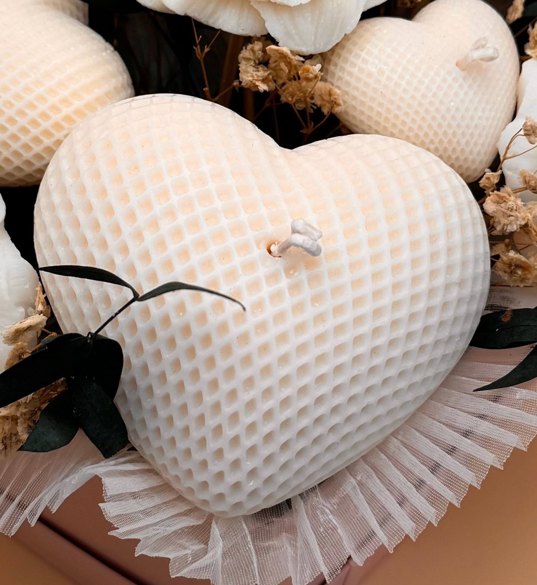 Ivory Heart Candle Bouquet – Handcrafted Luxury Candle Gift