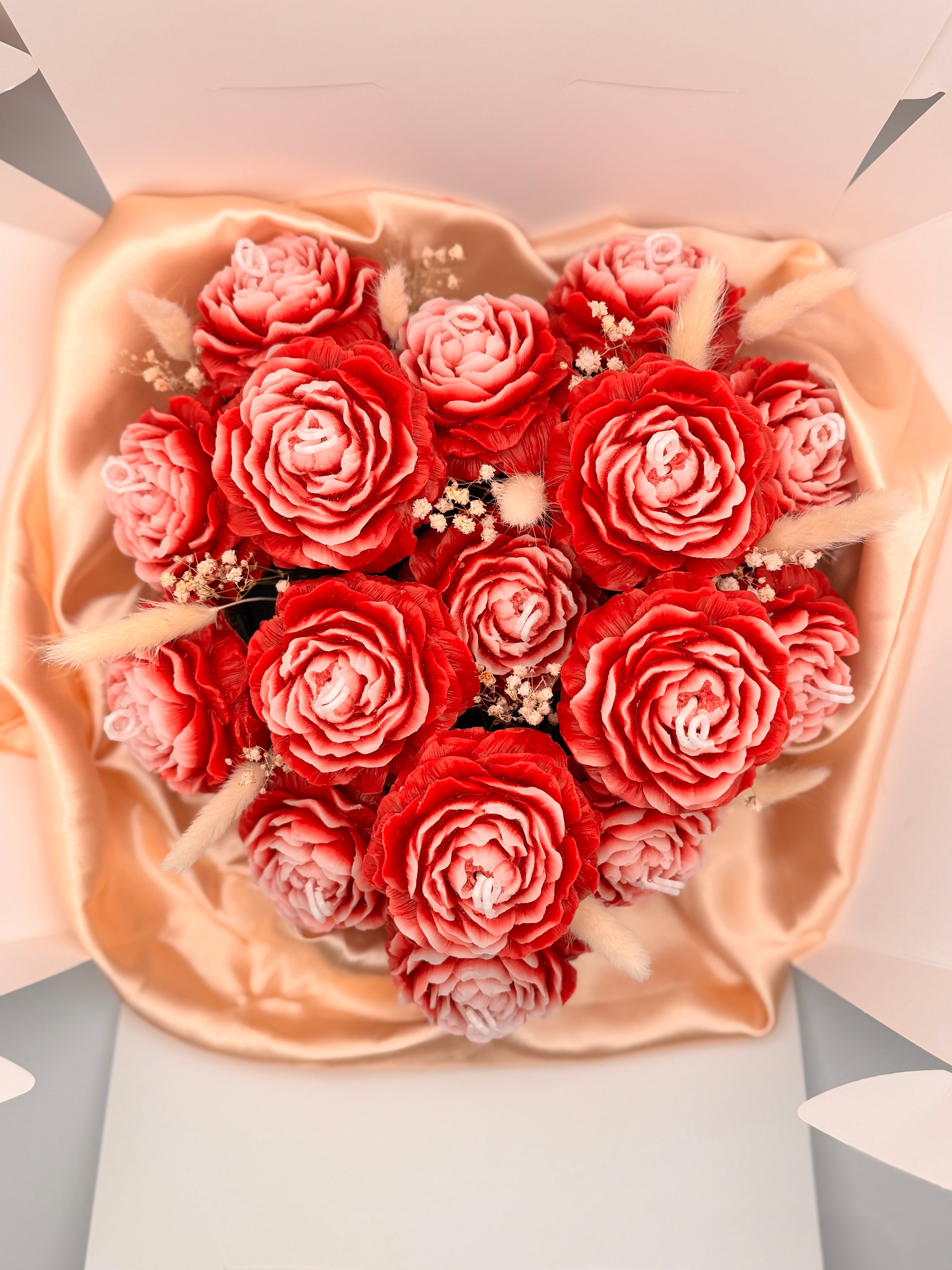 Crimson Rose Candle Bouquet – Handcrafted Luxury Statement Piece