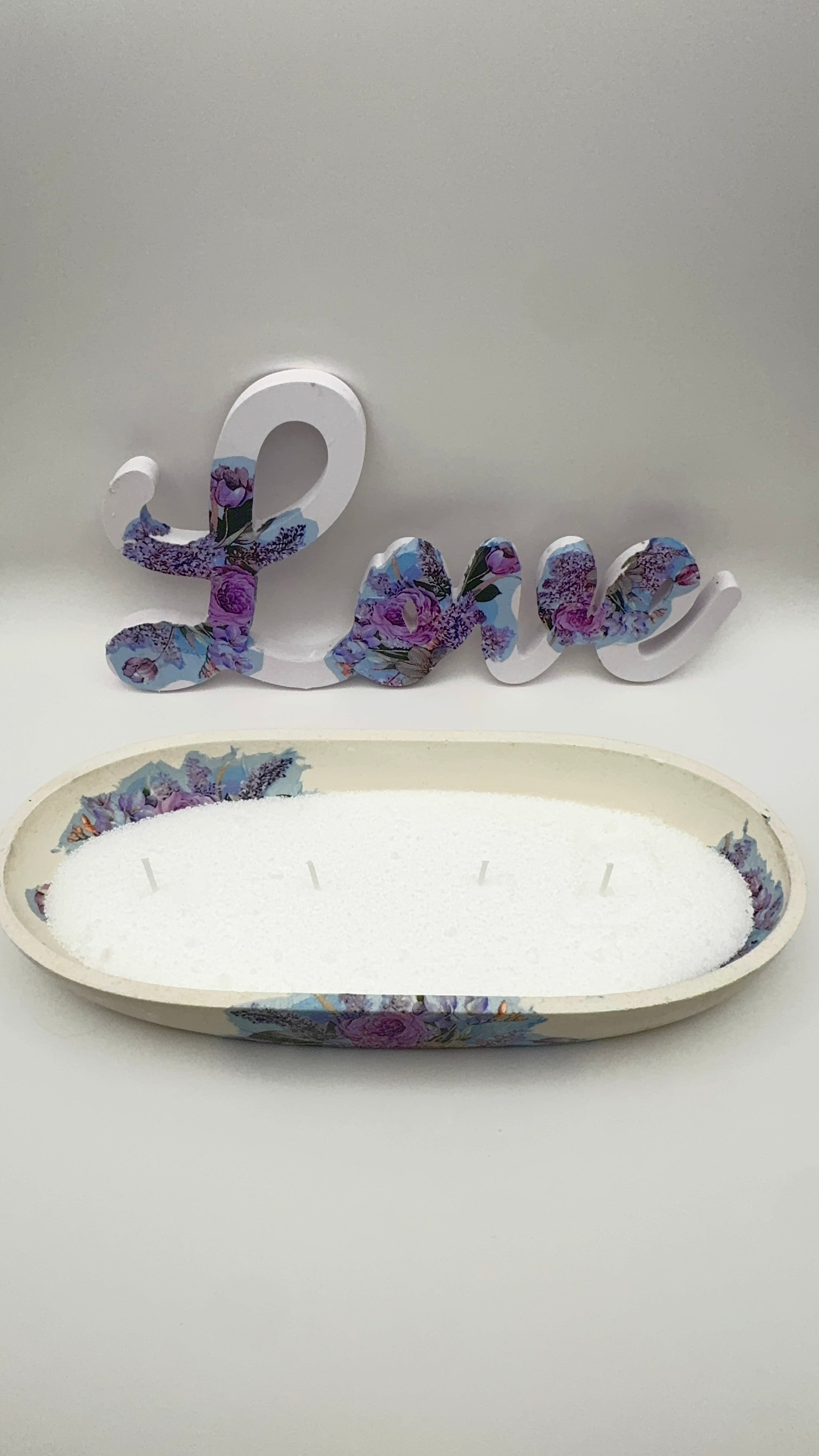 Blooming Love – Floral Candle Set (3 Pieces)