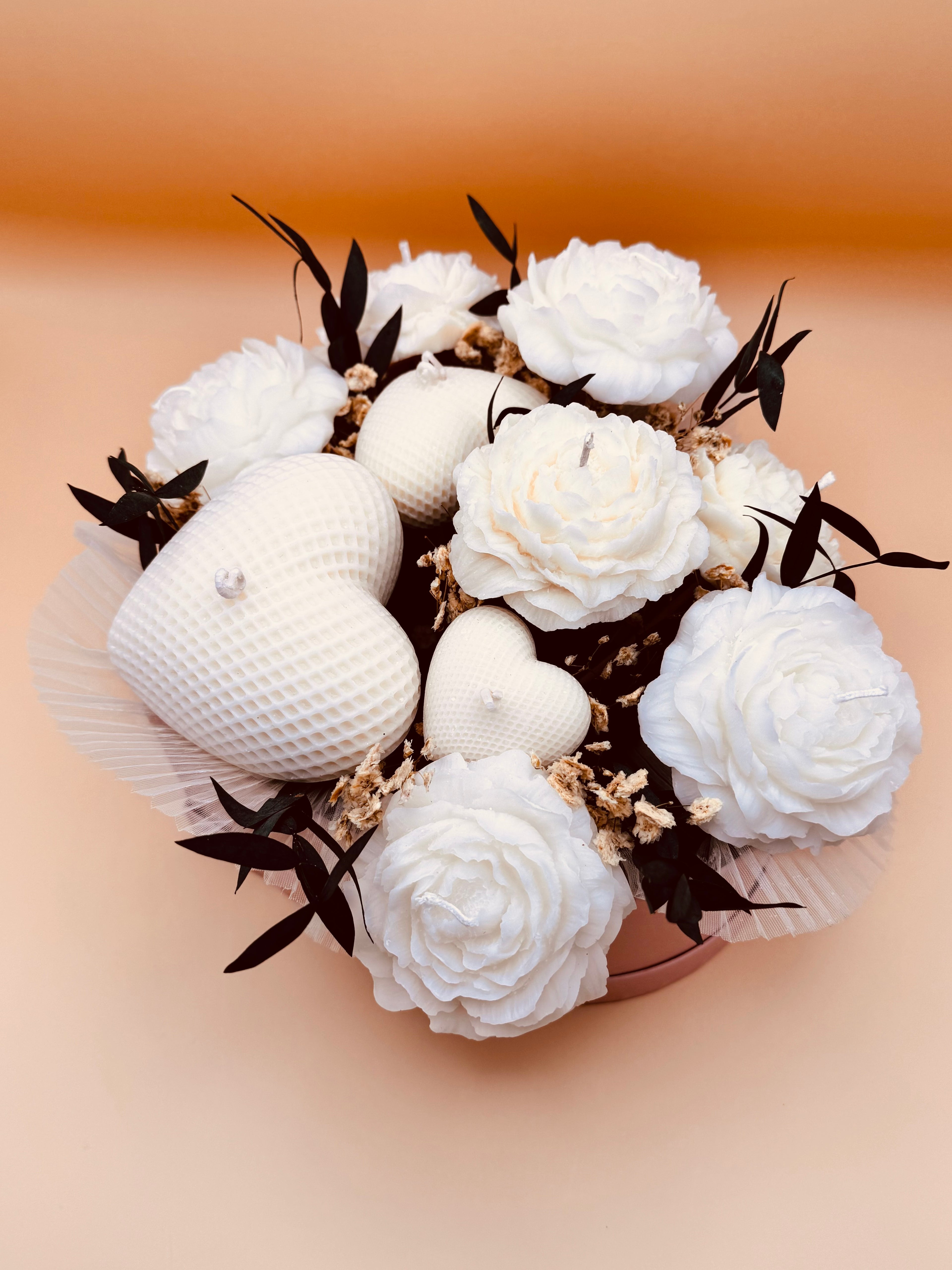 Ivory Heart Candle Bouquet – Handcrafted Luxury Candle Gift