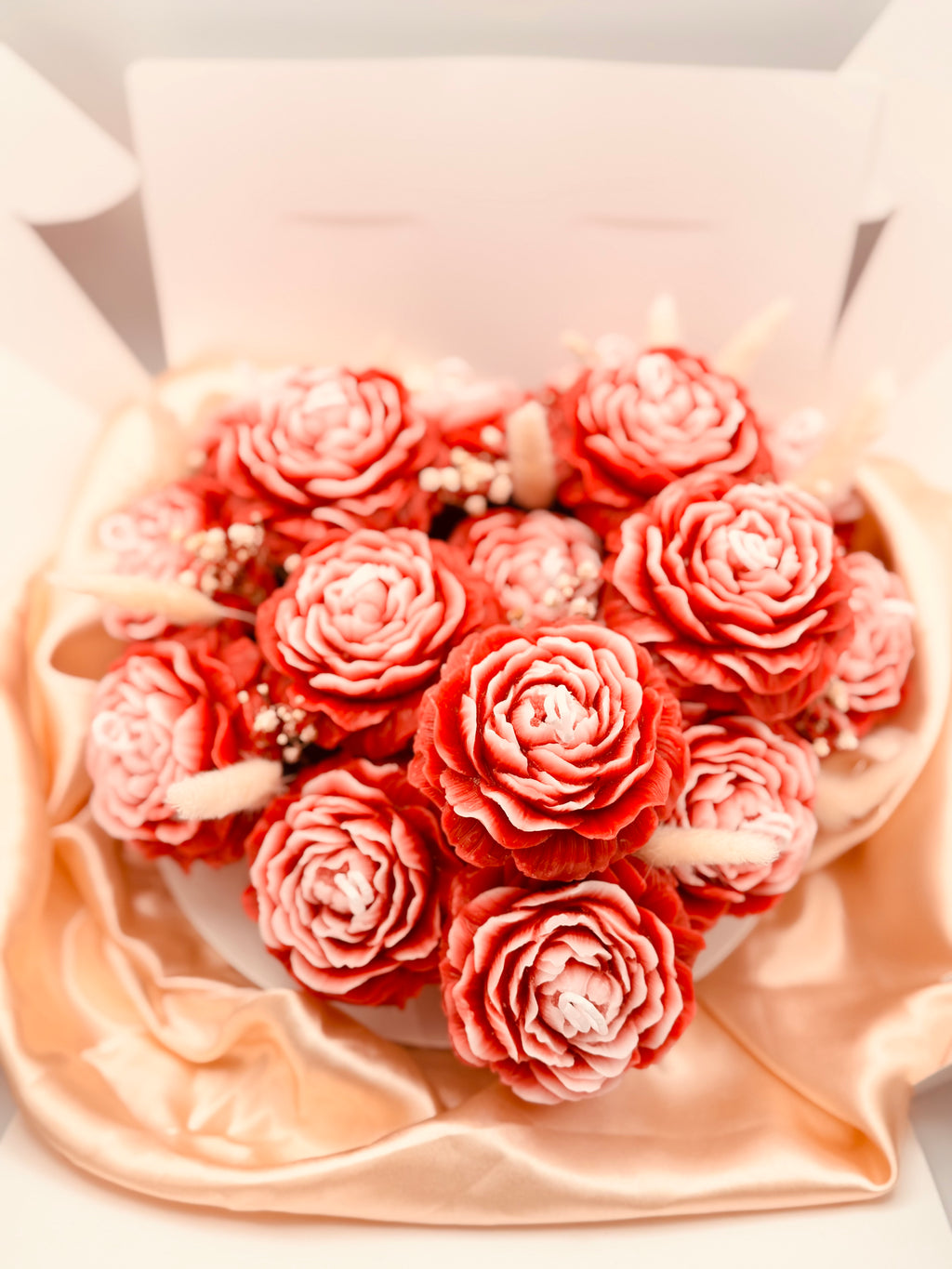 Crimson Rose Candle Bouquet – Handcrafted Luxury Statement Piece