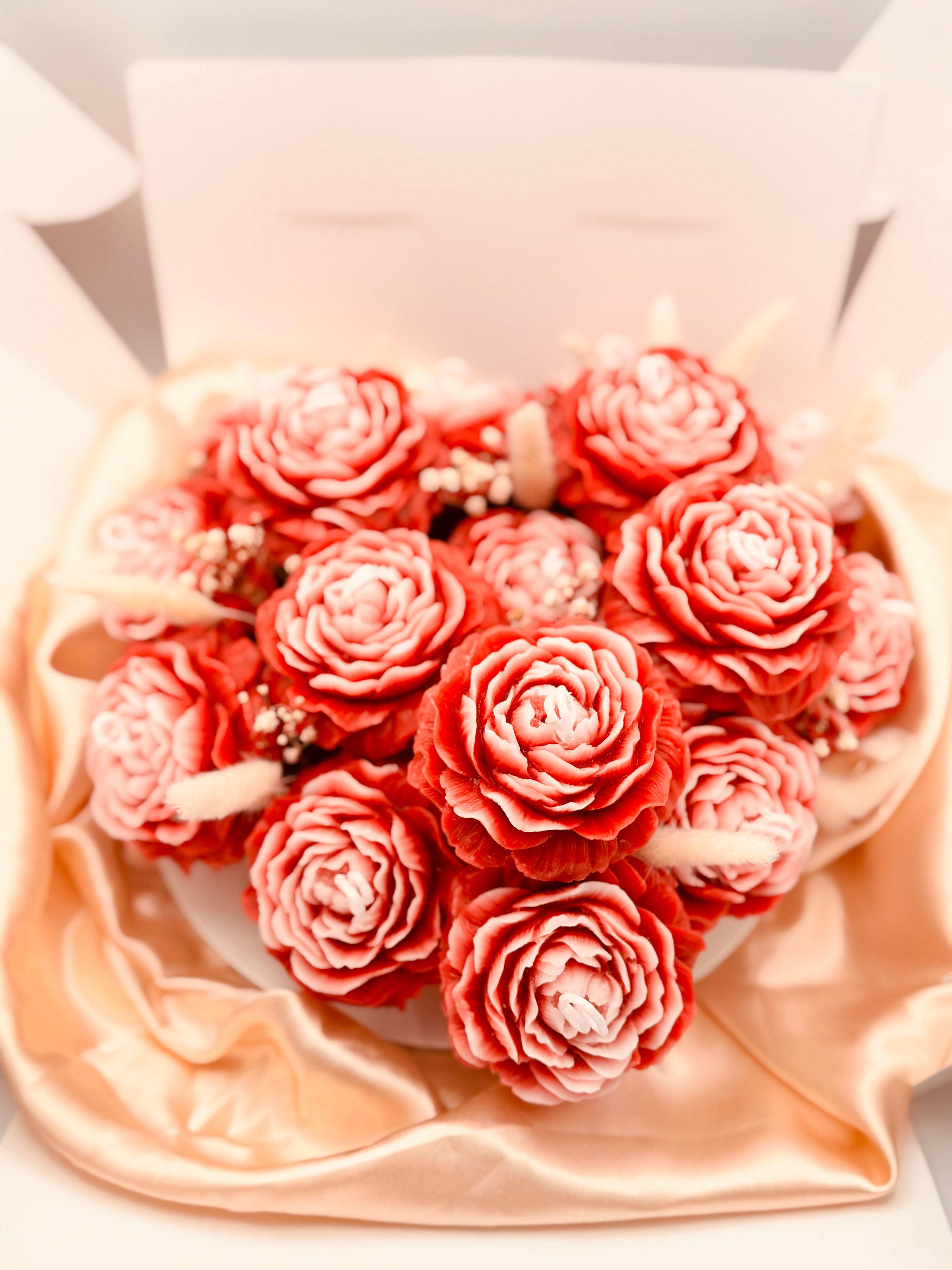 Crimson Rose Candle Bouquet – Handcrafted Luxury Statement Piece