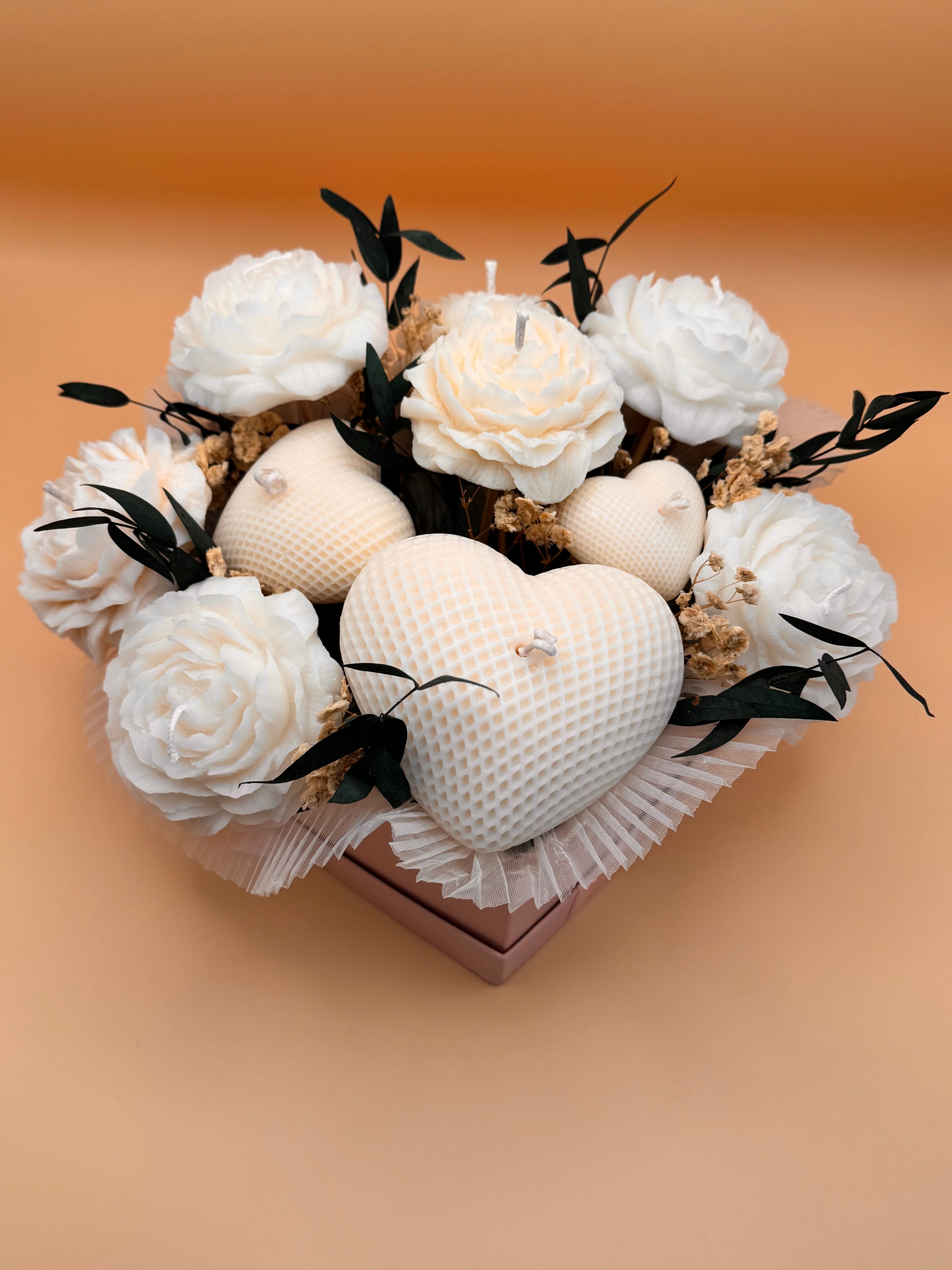 Ivory Heart Candle Bouquet – Handcrafted Luxury Candle Gift