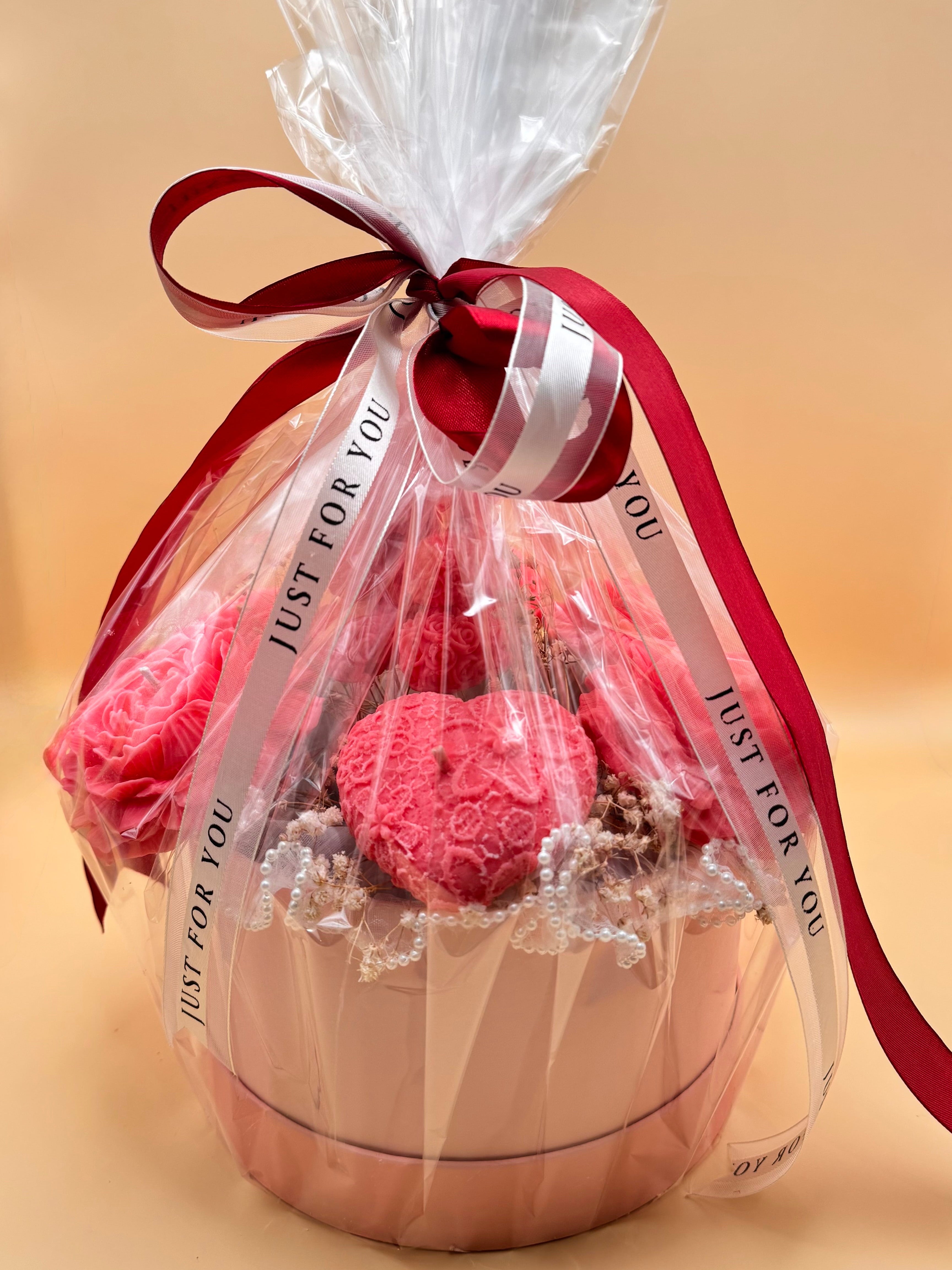 Rose Teddy Love Candle Bouquet – Handcrafted Luxury Candle Gift