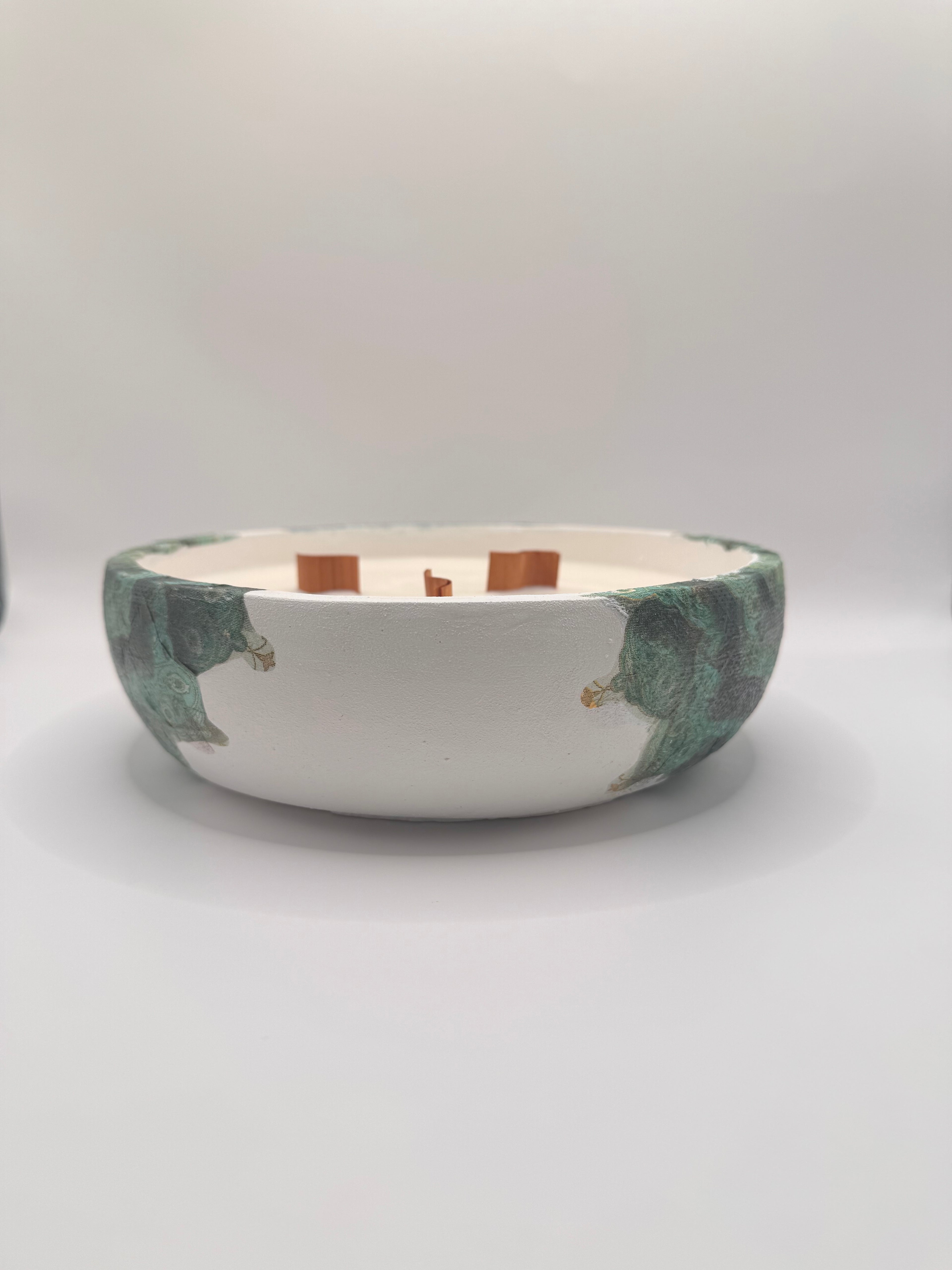 Oud Serenity Bowl Candle