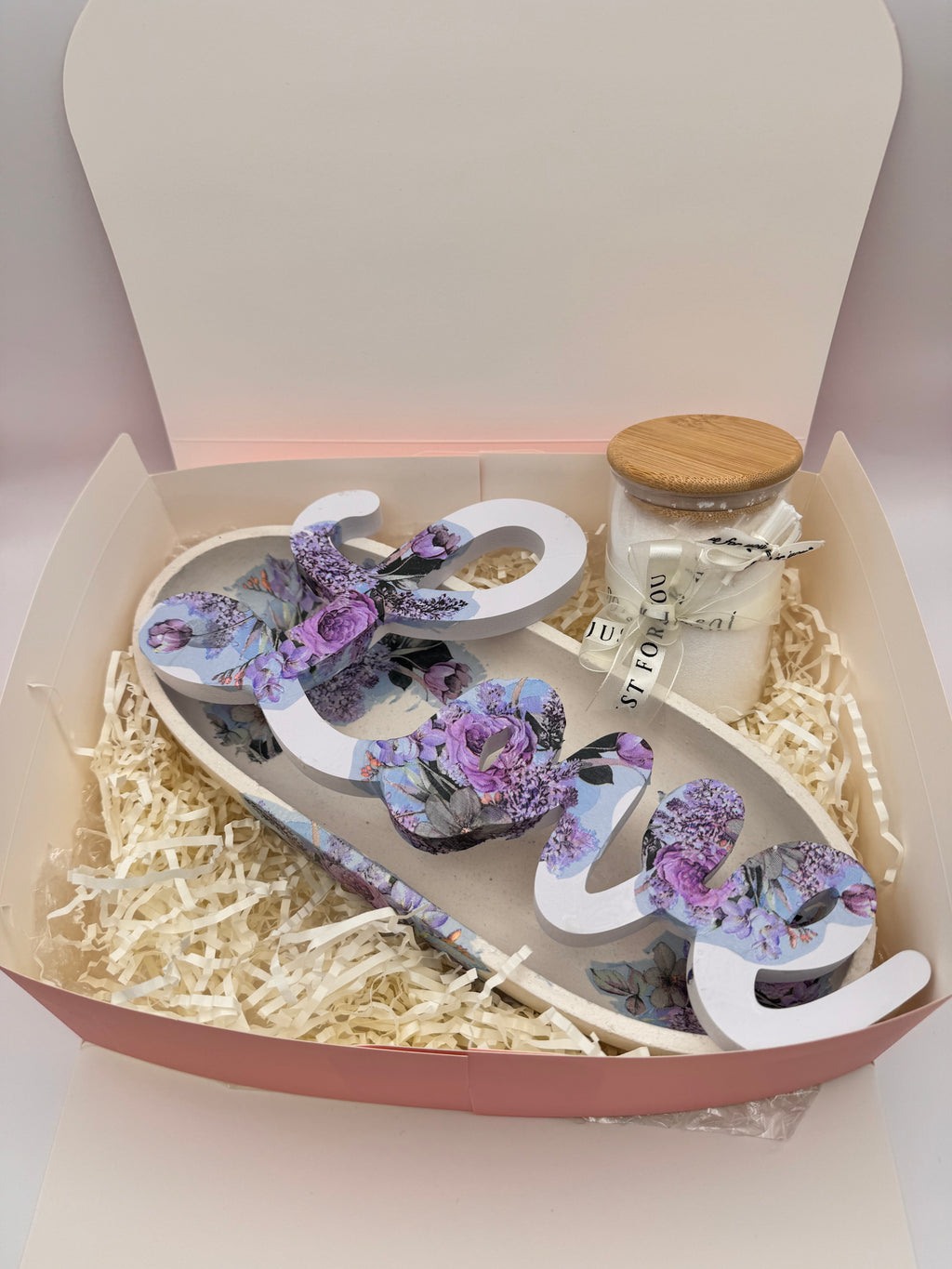 Blooming Love – Floral Candle Set (3 Pieces)